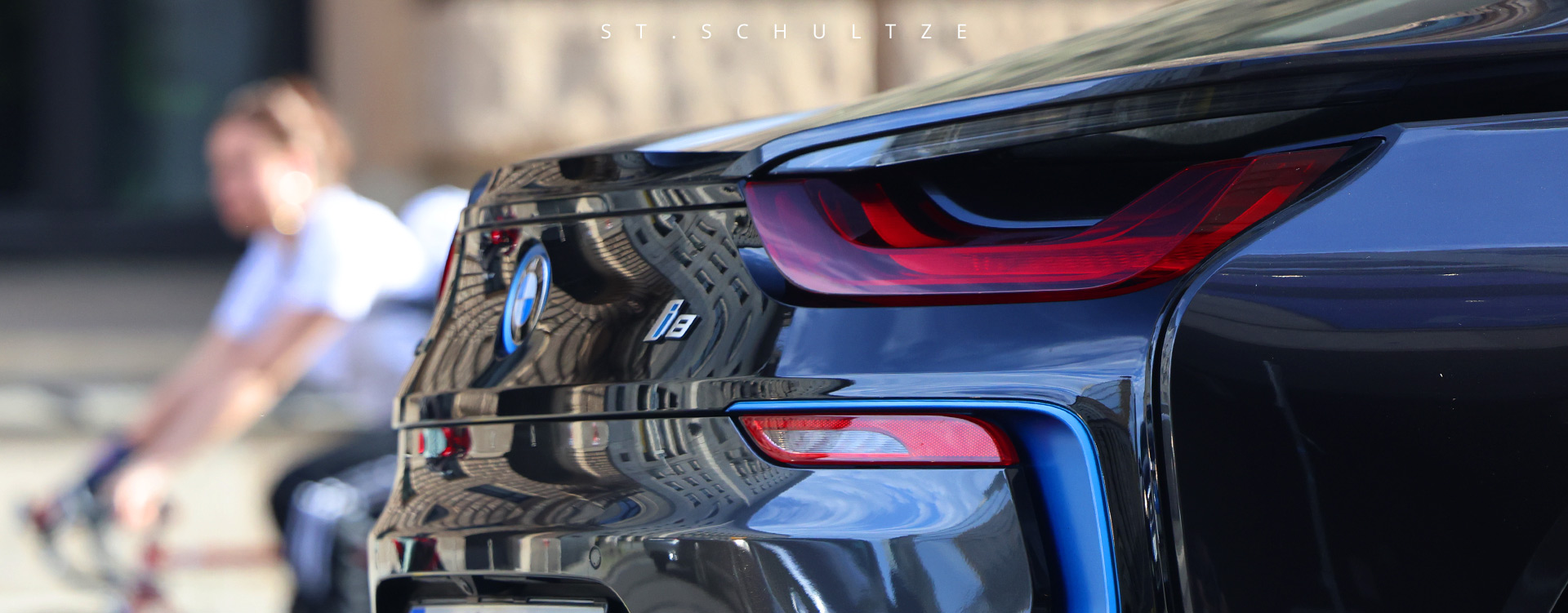 BMW i8 roadster spportcoupé&eacute; plugin hybrid electric mobility design moment. I just saw the beauty, grabbed the cam and got to work :) PHOTOGRAPHY by Stefan Schultze, design moment, sportscar, car photography, autofotografie, carphotography, car design photography, design, autodesign