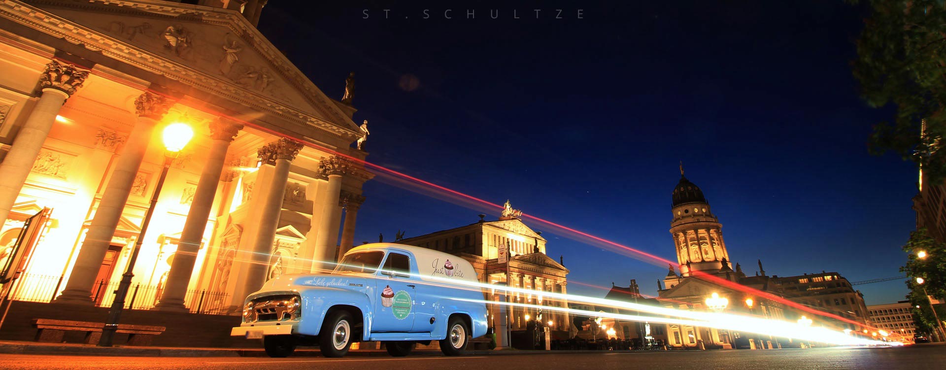 Ford F100 Classiccar, oldtimer vintage car, Berlin oldtimer, mobility, car photography. iconic photography by Stefan Schultze